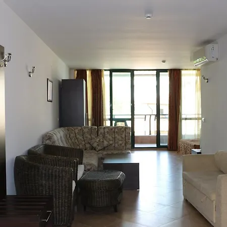 Private Studio In Marina City Apartman